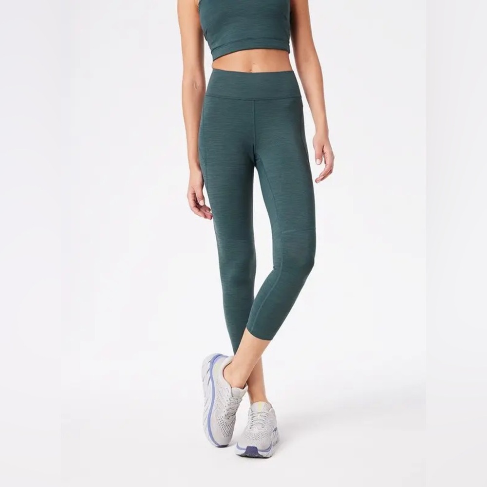 Outdoor Voices TechSweat Cropped Leggings Green Size M High Rise Athletic